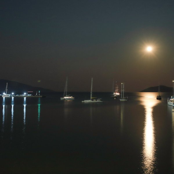 Sunrise Bay Apartments